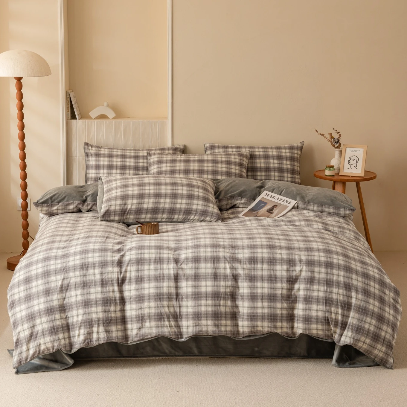Reversible Cotton Milk Velvet Bedding Set Plaid Pattern Autumn Winter Warm Double Bed Duvet Cover Set with Bed Sheet Pillowcases