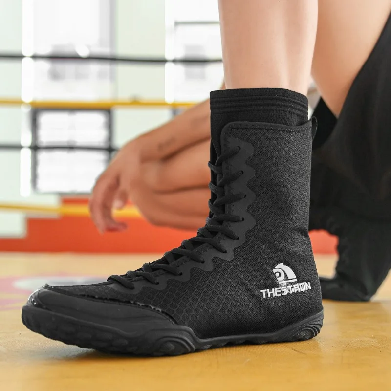 2024 Hot Sale Boxing Shoes Men Black White Gym Training Shoes Mens Designer Wrestling Shoes Man Top Quality Sneakers Men