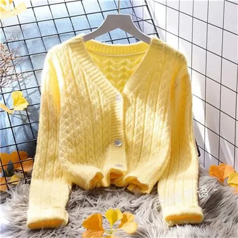 

Women Cardigans Autumn Winter 2024 Single Breasted V-neck Knitted Sweater Spring Fashion Short Knitwear Solid Cardigan Jumpers