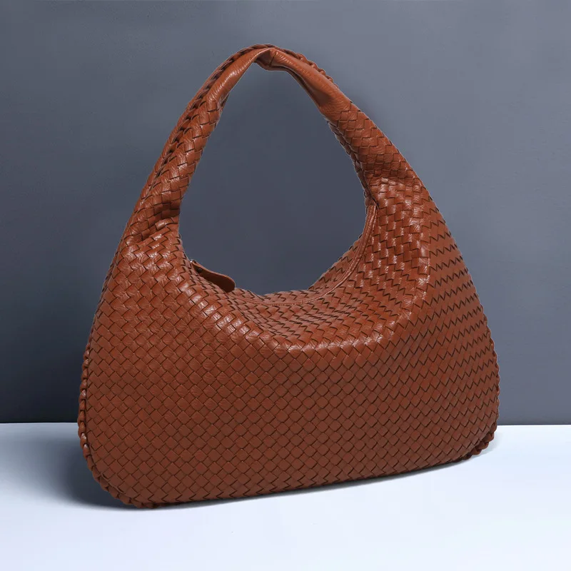 

2025 new all-hand-woven crescent bag handbag fashionable versatile shoulder underarm bag
