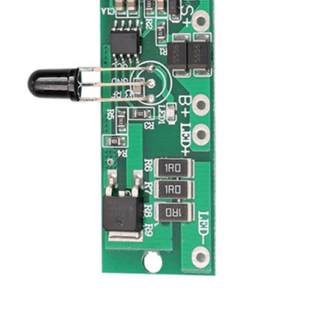 

Remote Control Long-Lighting Automatic Power Reduction 3.2V/3.7V Solar Street Lamp Circuit Board Driving Controller