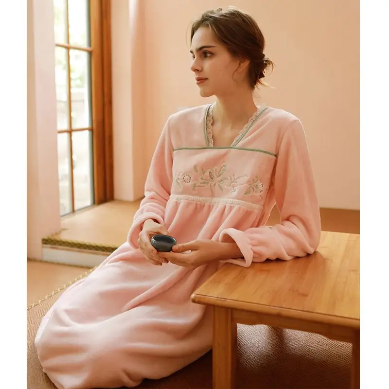 

Winter 2022 Traditional Chinese Hanfu Women's Long Flannel Night Dresses Pink Fairy Retro Antique Lotus Long Sleeve Pajamas