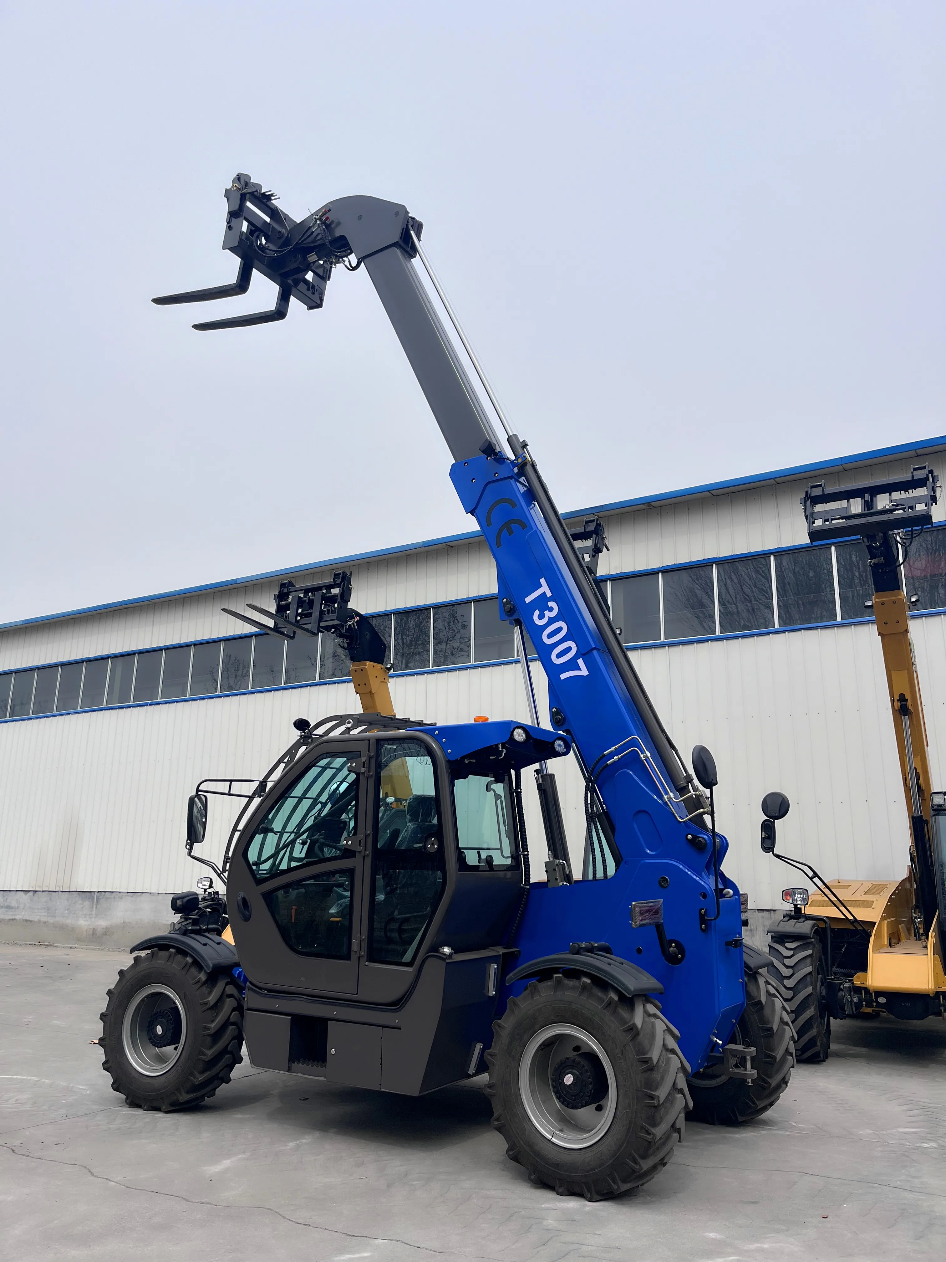 Versatile Attachment Ready Telescopic Handler Loader Quick Coupler System for Bucket Forks Grapple Work Tools