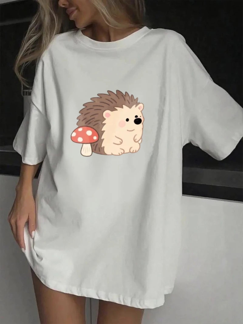 

Женская футболка с короткими рукавами, милый дизайн в виде ежика, грибной принт, круглый вырез, свободный крой, стильный летний топ для пары, женская одежда