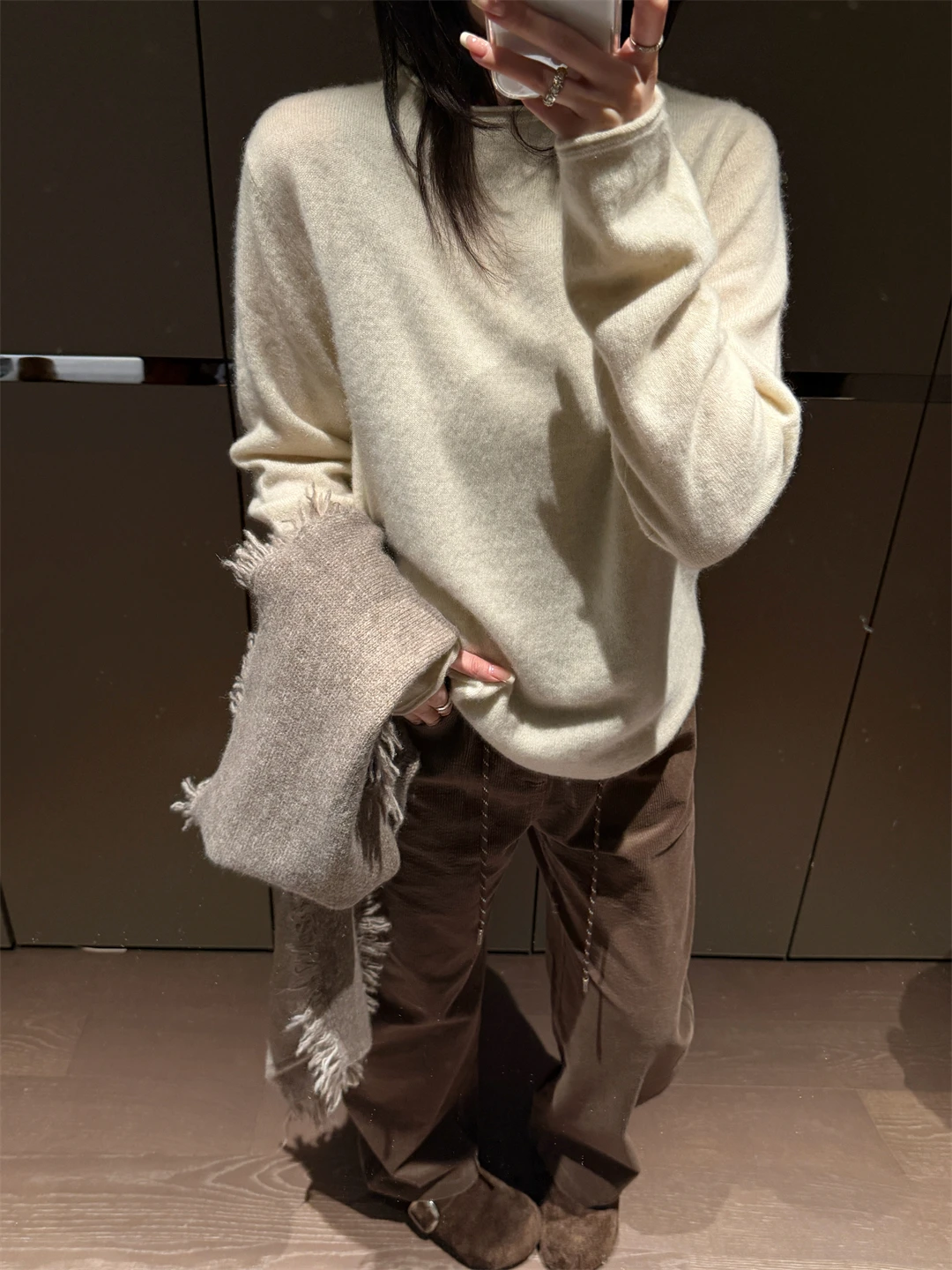 

INE48 Non-hine Waable ROW Sle Vertical Line Camere Knitted Sweater Soft Comfortable Autumn Winter Women's Knitwear