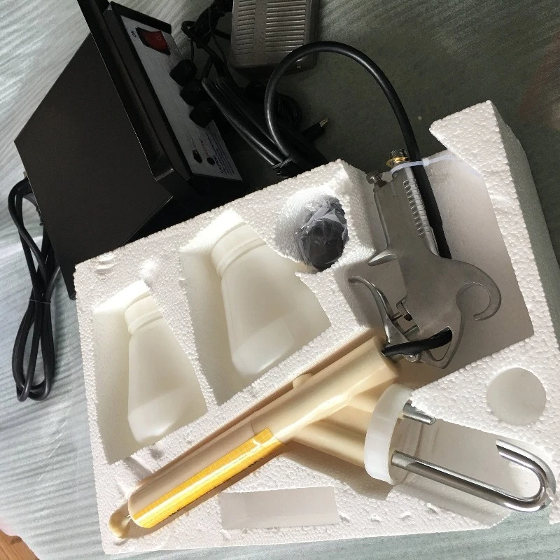 Easy to Operate Metal Spraying Machine Painting Equipment 100% QA Powder Coating gu n with Plastic Bottle