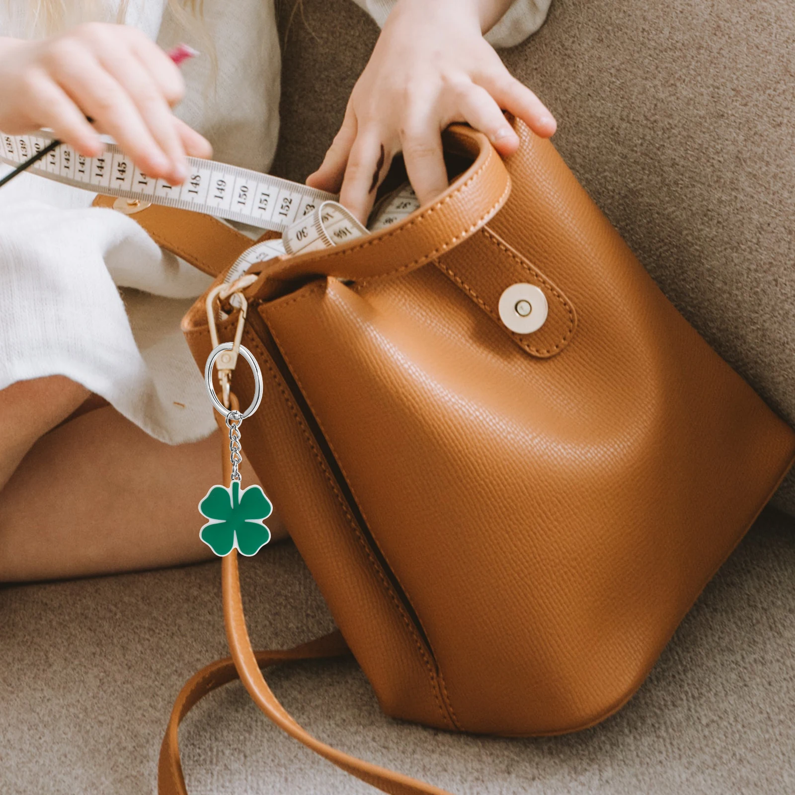 15 Pcs Four Leaf Ornaments Beads Necklace Cartoon Keychain Spacer for Jewelry Making Silica Gel