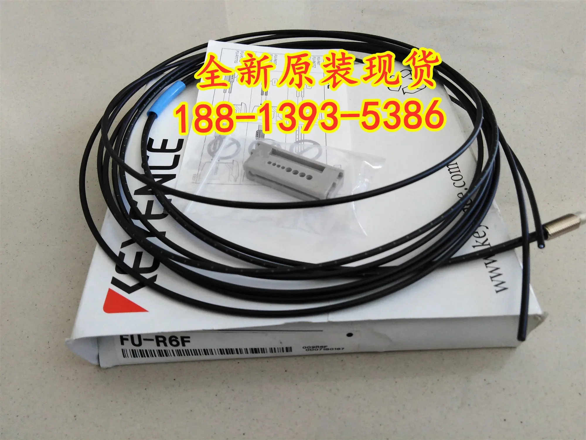 nouveau-capteur-a-fibre-optique-keyence-fu-r6f-original-et-authentique-2025-garantie-qualite-d'un-an