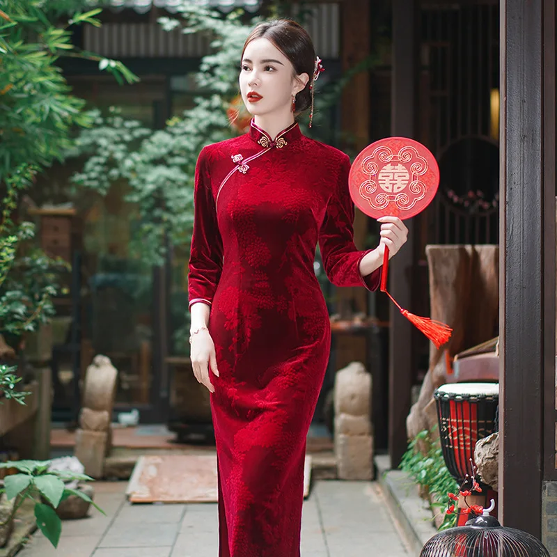 High Quality Plus Size Velvet Cheongsam 4 Colors Women Party Wedding Long Dress Long Sleeve Winter Traditional Qipao S2420