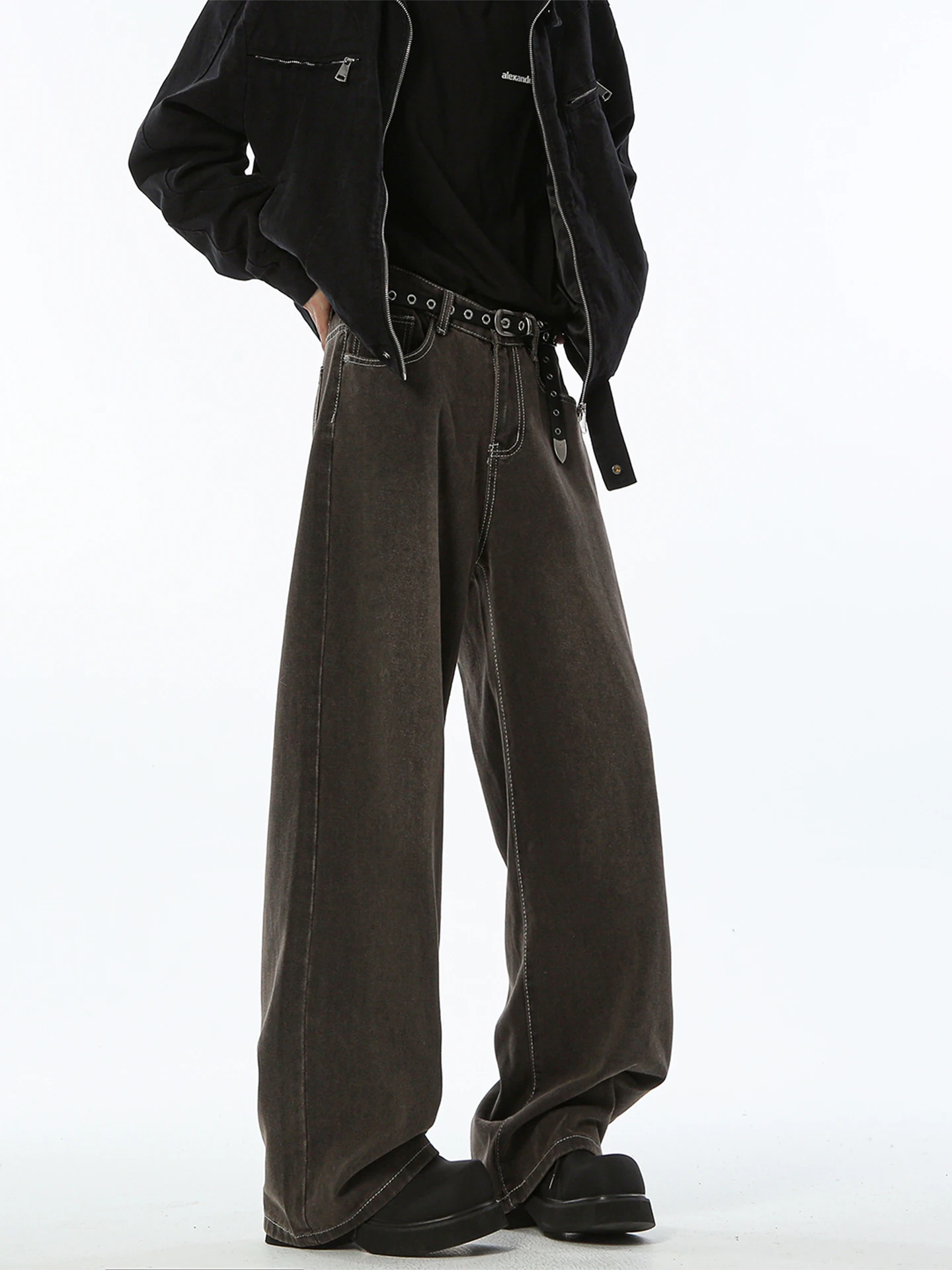 

Мужские джинсы American High Street: новые, свободные, широкие, прямые, повседневные, в нейтральных тонах, трендовые, от известного бренда