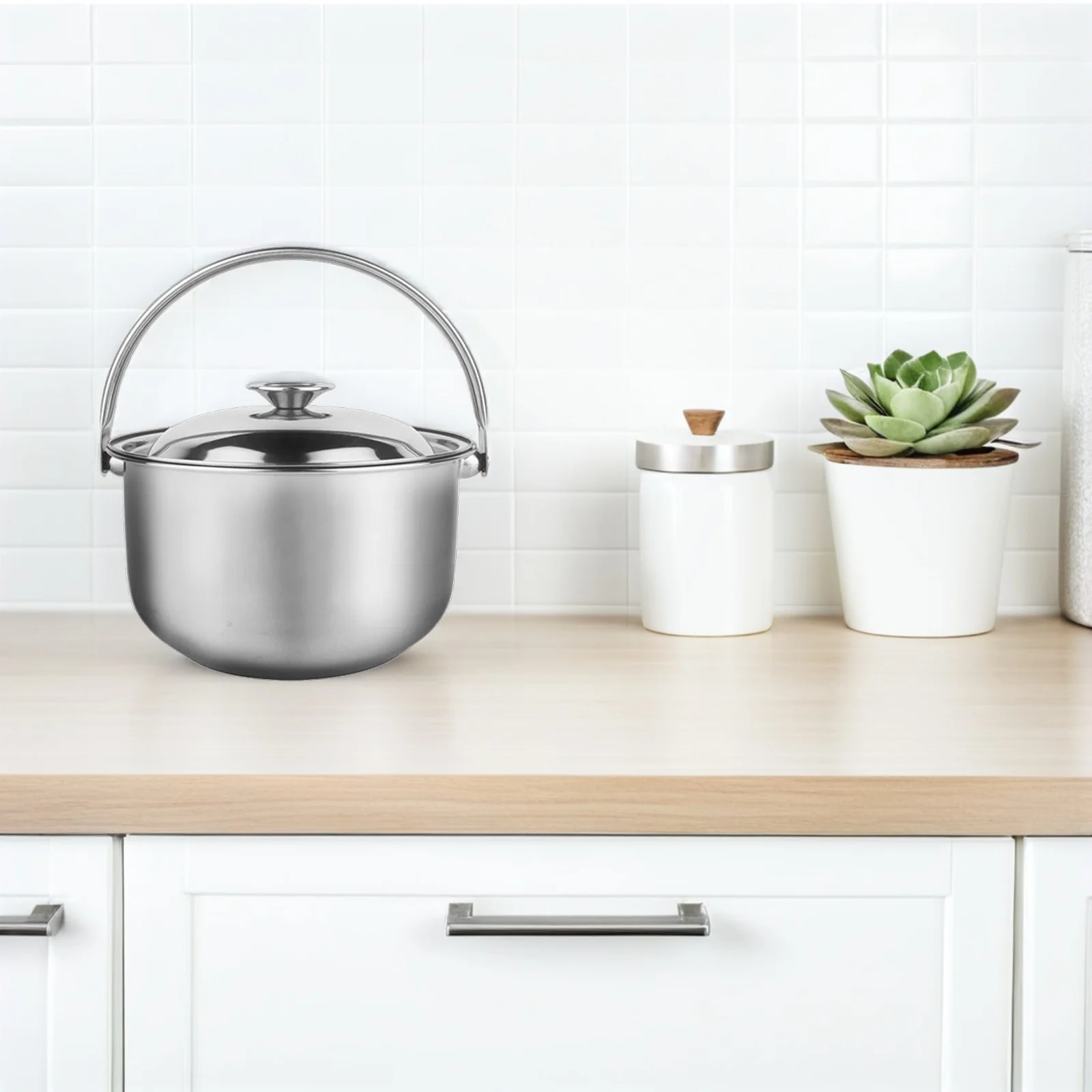 

Heavy Duty Soup Pot Stainless Steel 18L Capacity Uniform Heating Cooking Pot for Home Kitchen Use Kitchen Cooking Tool