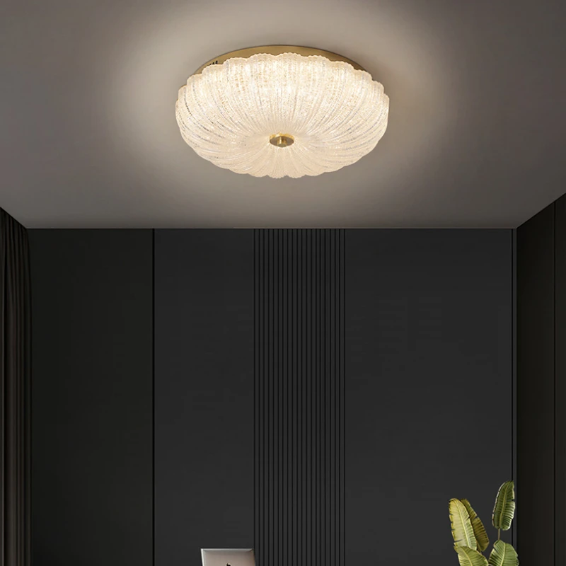 

The Modern Luxury Ceiling Light that Brings Atmosphere and Style to Any Bedroom