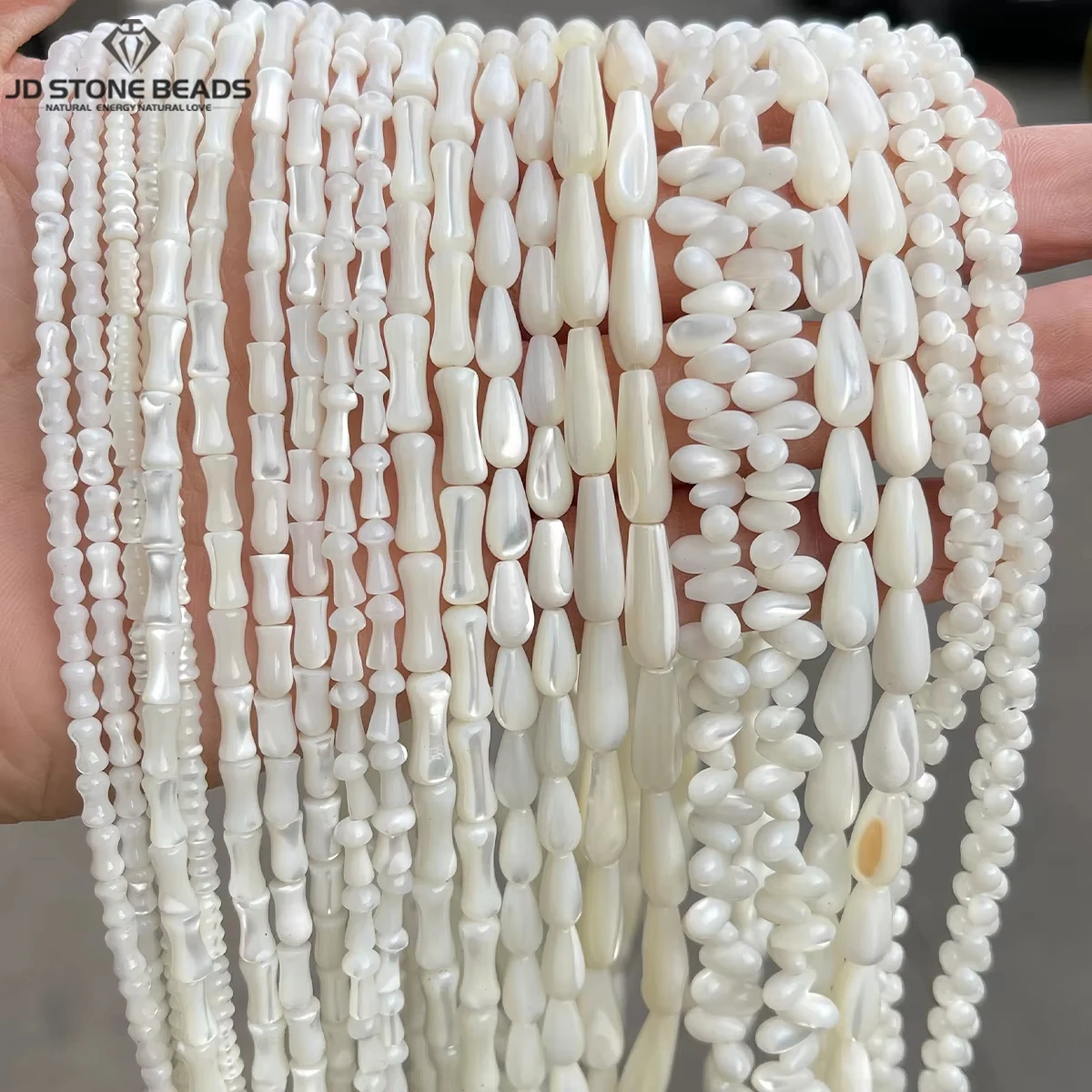 

Natural White Trochus Shell Beads Flat Rondelle Bead Four-Leaf Clover Heart For Jewelry Making Diy Necklace Bracelet Accessory