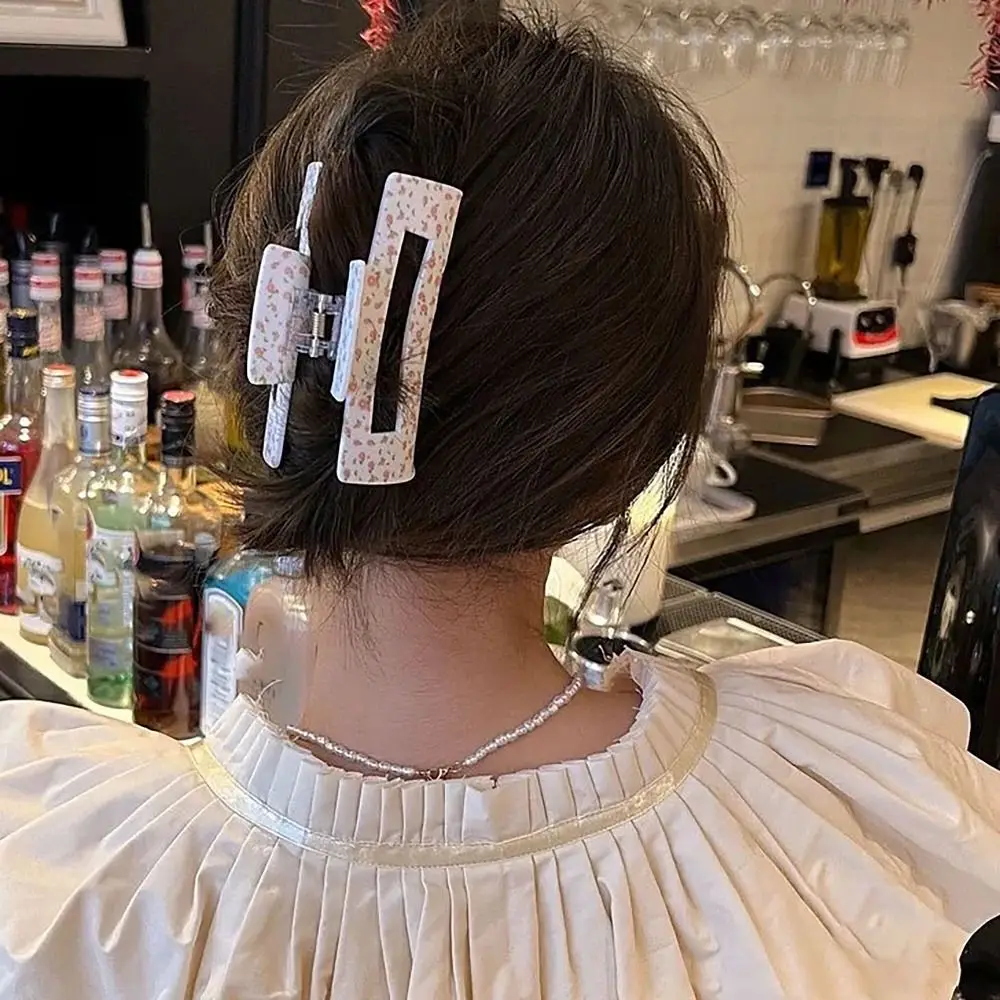 

Vintage Floral Hair Clip High Elastic Spring Hair Accessories Hair Claw Clip Headdress Korean Style Barrettes Women