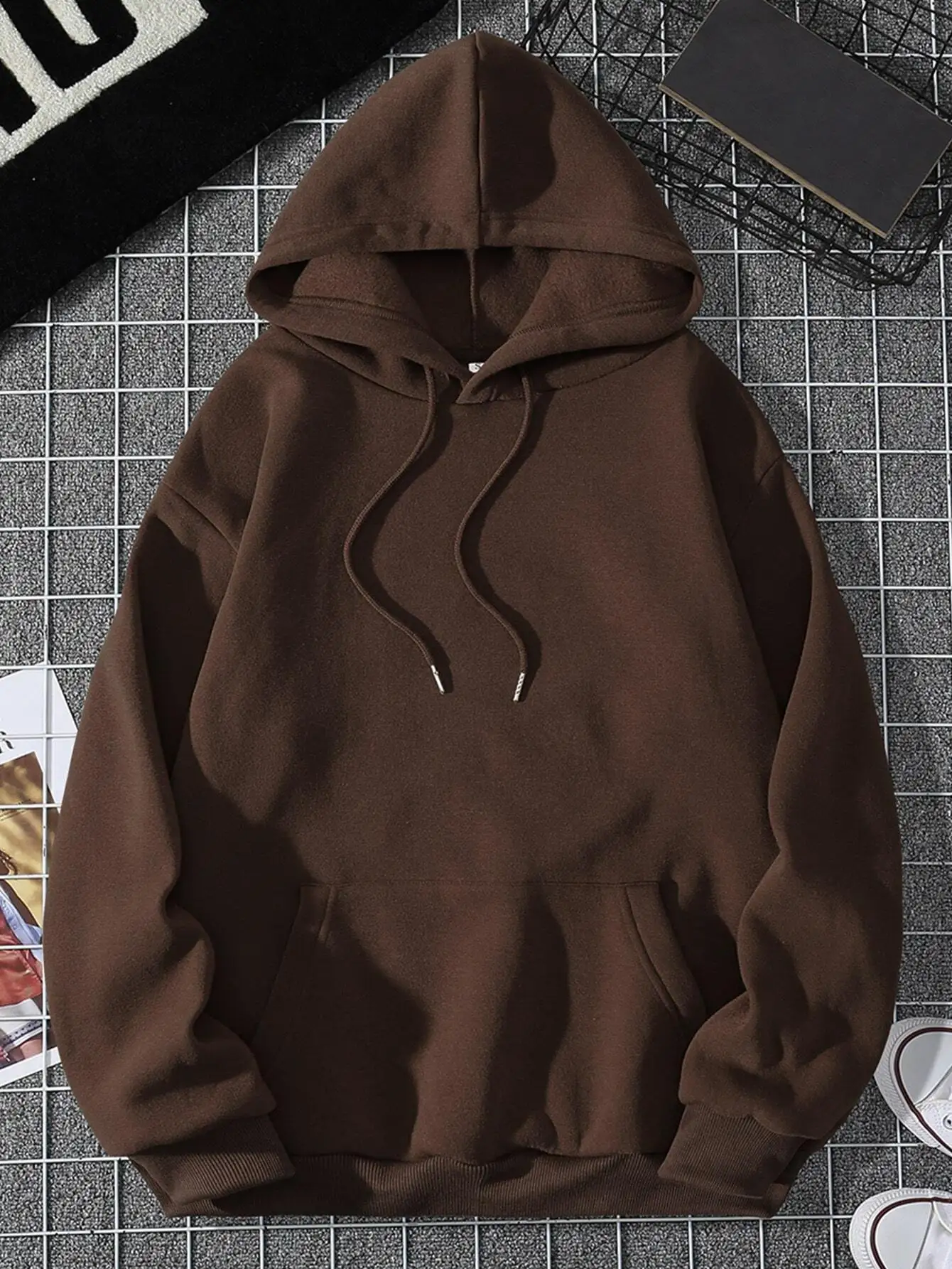 

Brown Solid Color Hooded Sweatshirt with Drawstring and Kangaroo Pocket