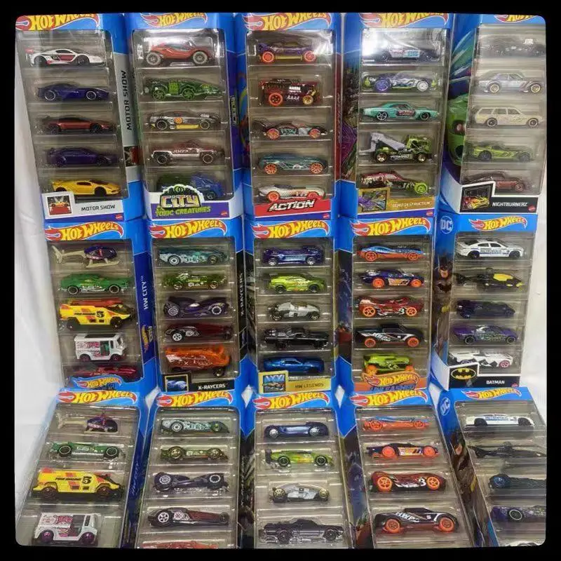 Hot Wheels Combo de tráfico caliente, juego de cinco coches, modelo de juguete de simulación pequeño, coches coleccionables, juego de pista auténtico para jugar