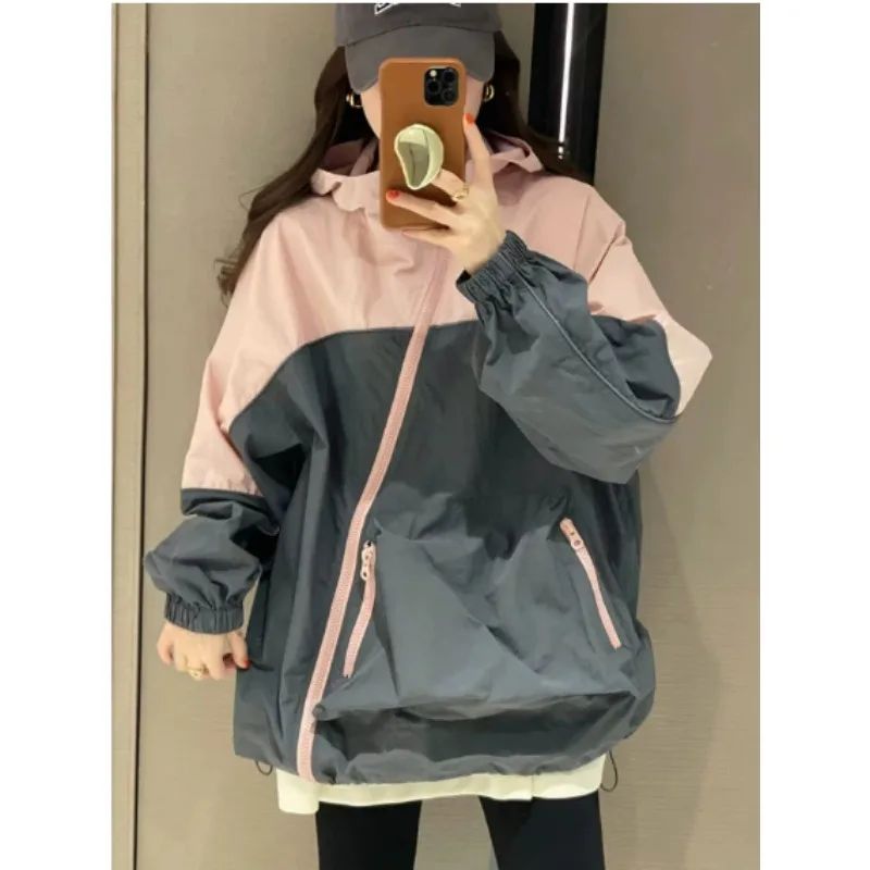 

Large size color blocked hooded diagonal zipper jacket
