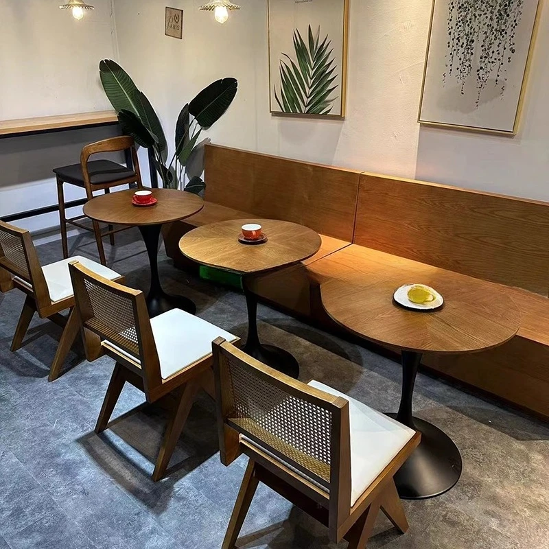 

American retro cafe table and chair combination, bakery Chinese food Western food bar table, tea house, tea restaurant booth
