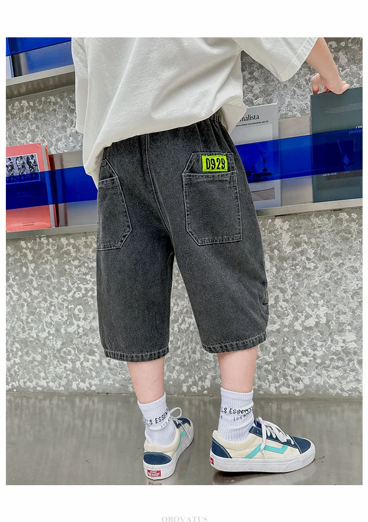 Neue Sommer-Jeansshorts für Jungen im Teenageralter, lässige Denim-Shorts mit Taschen, Kinder-Caprihosen mit Buchstabenmuster – Detail 9