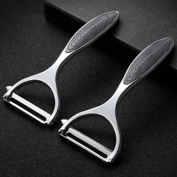 Stainless Steel Vegetable Peeler 1