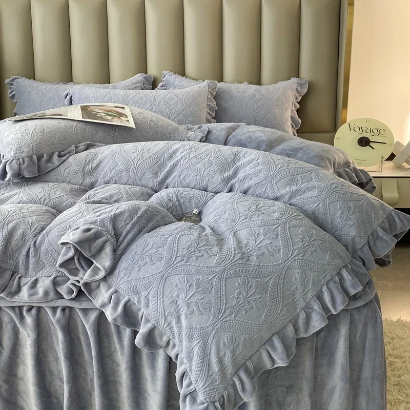 2024 new carved fleece padded bed cover four-piece bed skirt three-dimensional carved fleece feels delicate,soft and comfortable