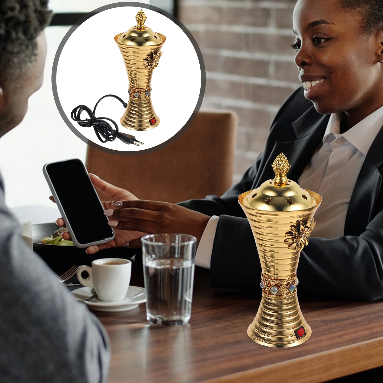 Brûleur d'encens électrique porte-encensoir en fer doré moyen-orient dans la décoration aromatique de bureau à domicile réutilisable rétro