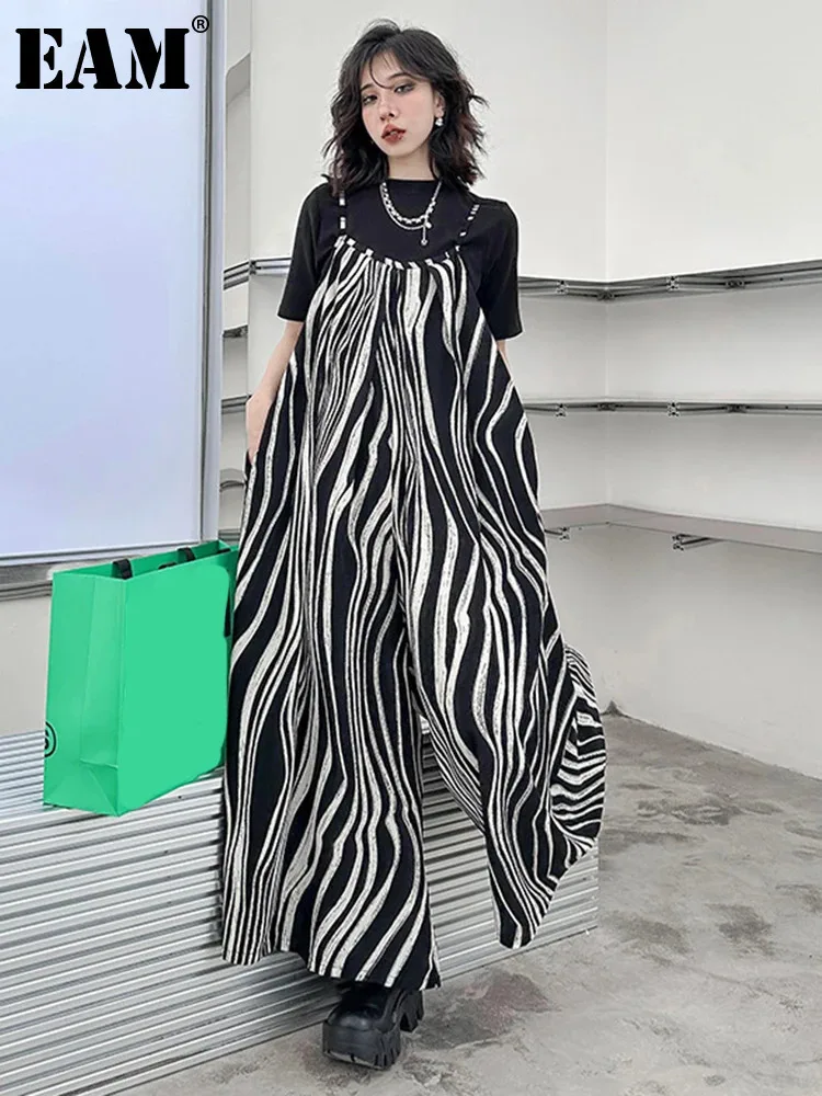 EAM High Waist Black Striped Long Wide Leg Overalls Pants New Loose Fit Trousers Women Fashion Tide Spring Autumn 2025 1DF6579