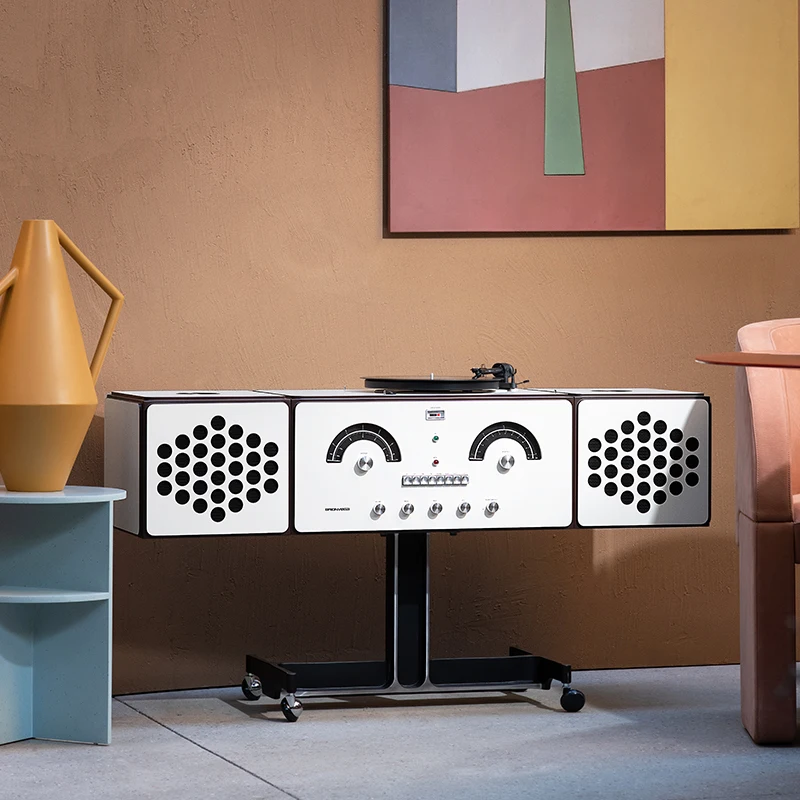 Brionvega RR226 Włoski odtwarzacz płyt winylowych retro buźka bezprzewodowy głośnik Bluetooth stereo spot