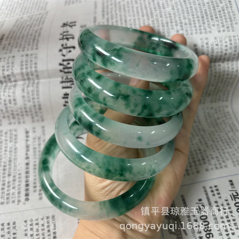 アフリカ産翡翠のブレスレット、中国風の花柄模様の氷珪岩翡翠のブレスレット、天然翡翠の代替品、