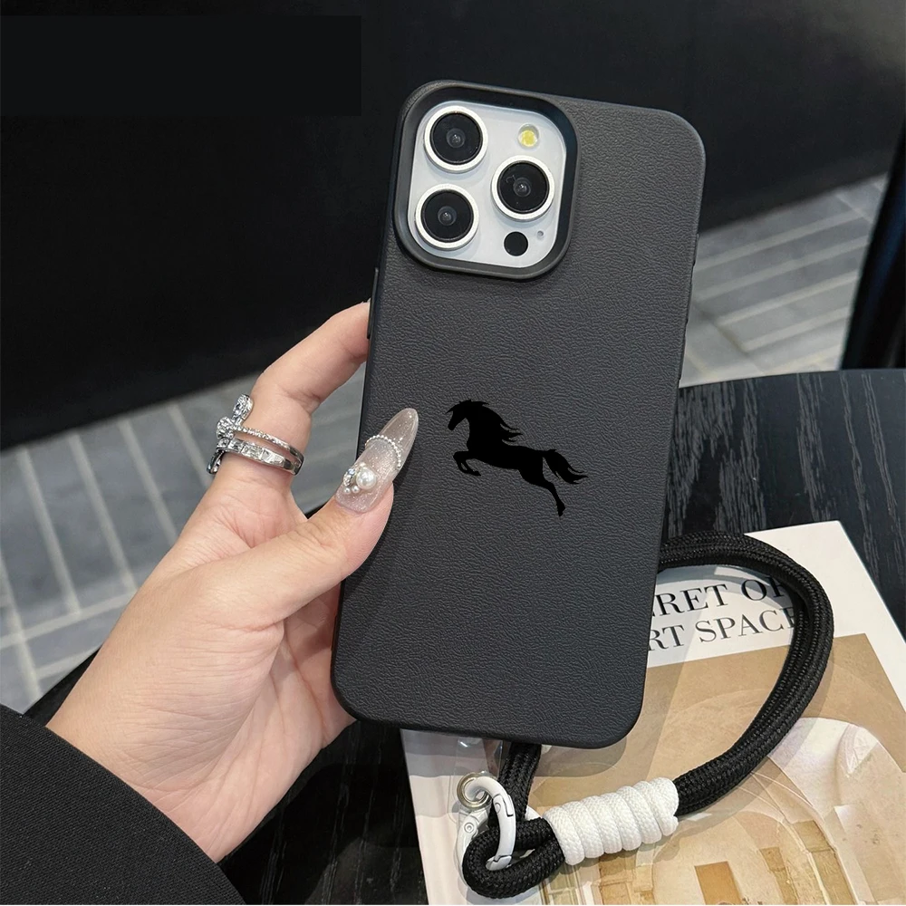 Pferde-INS-Handschlaufe Minimalismus-Hülle für iPhone 13 11 12 Pro Max Hüllen iPhone 15 17 14 16 Plus XR mit Lanyard Steed Funda – Detail 7