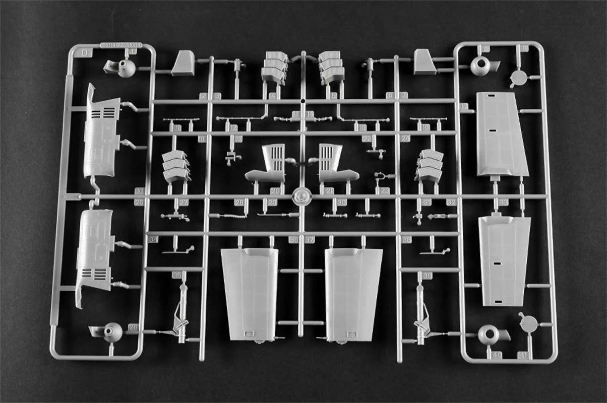 Trompetista-Early Military Plastic Assembly Model Kits, AH-64A, 05114, Escala 1:35