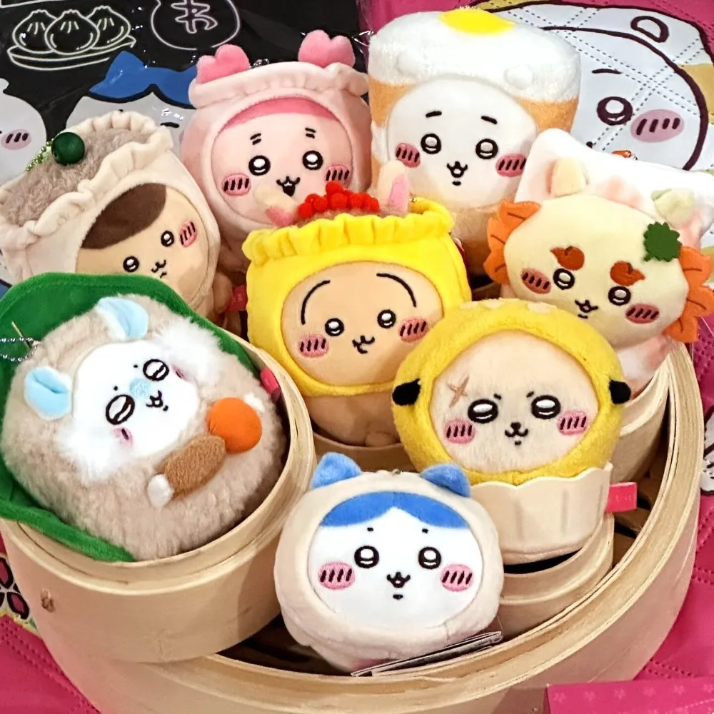 Serie Exclusiva de Té Matutino Chiikawa de Hong Kong: Peluches de Usagi y Hachiware con Temática de Shumai, Accesorios para Bolsos