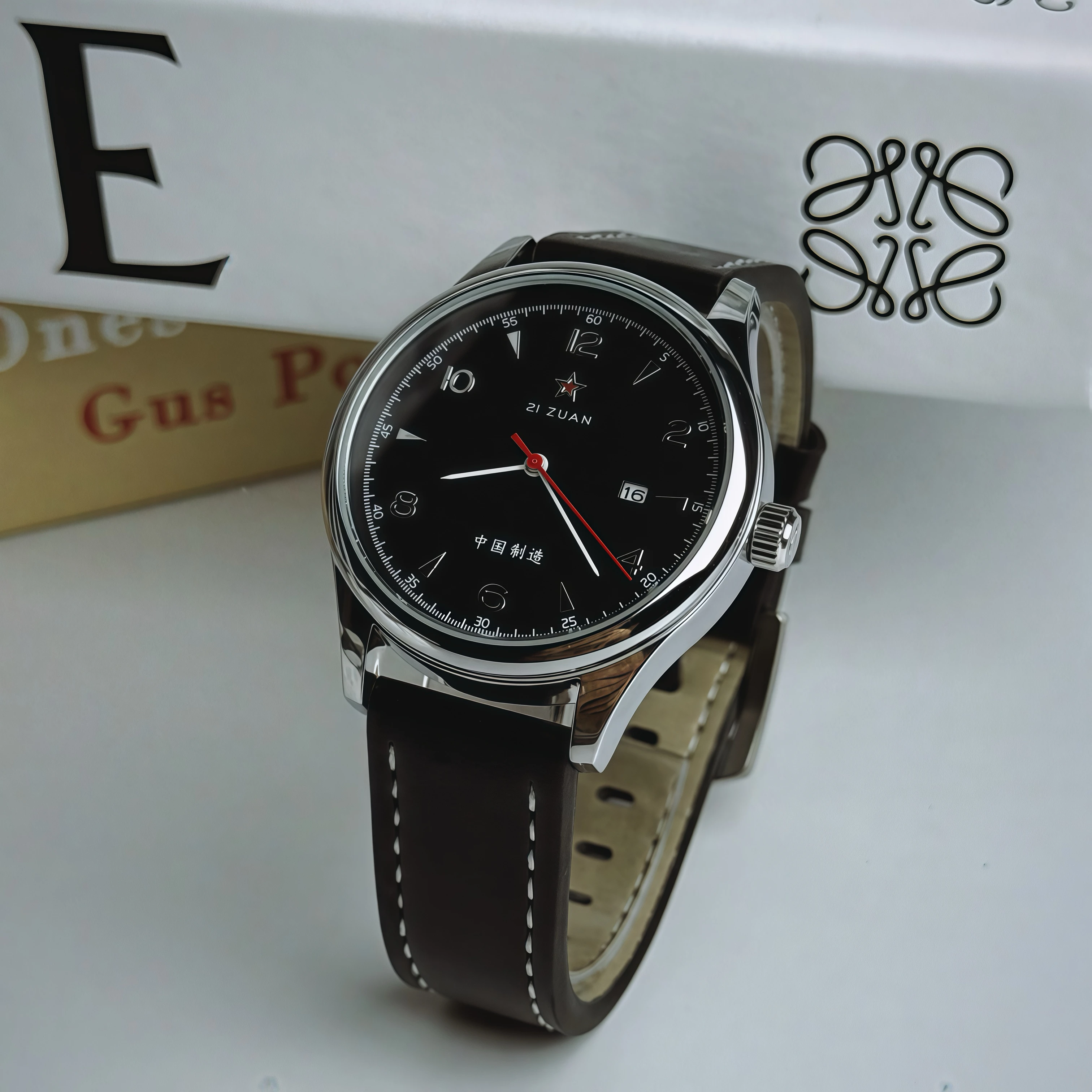 New 1963 Men's Pilot Watch 41mm Retro Gold Classic Sweep Second Stainless Steel Leather Strap Sport Fashion Men's Watch