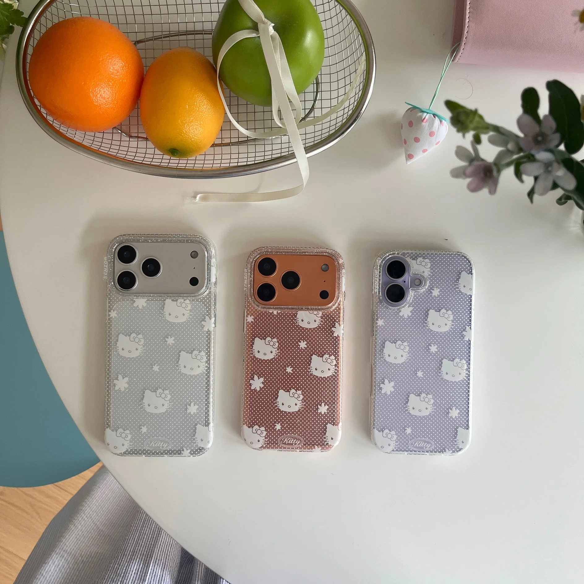 Cute Cartoon Y2K Hello Kitty Transparent Mobile Phone Case for IPhone 17 Pro Max 17 Pro 16 Pro Max 17 16 15 Pro Max Phone Case view 6
