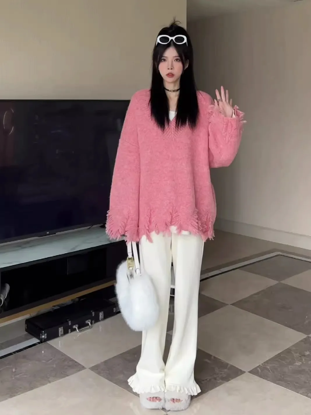 Suéter blanco V-Ne para mujer, ropa de abrigo holgada con diseño de agujeros, sensación de alta gama para ir al trabajo, Color puro, Otoño Invierno