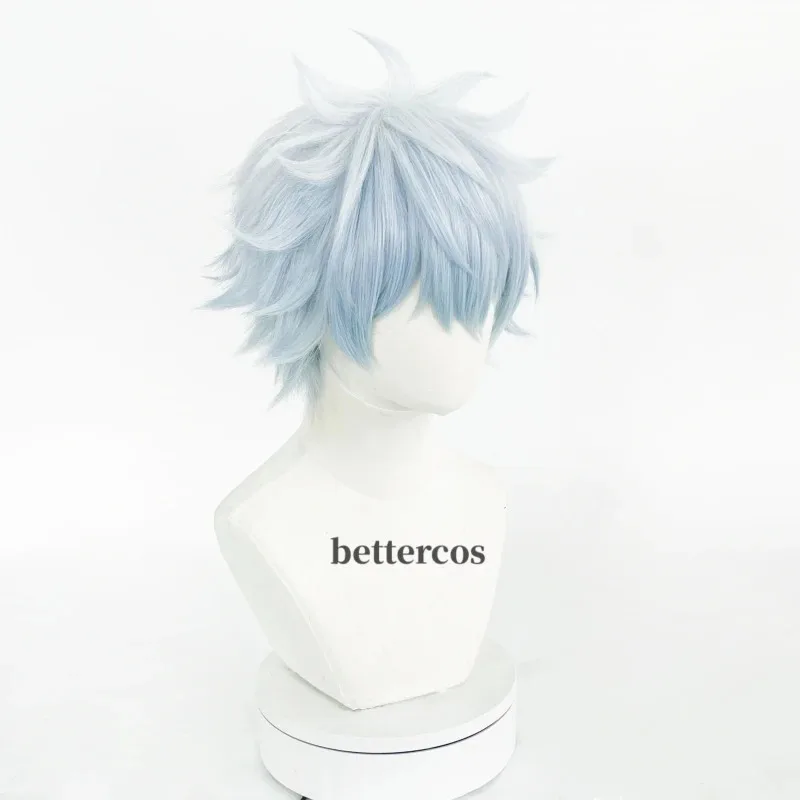 Amin's cosplay of Sakurada Yuriko with a silver hairpiece, suitable for Halloween and Christmas parties