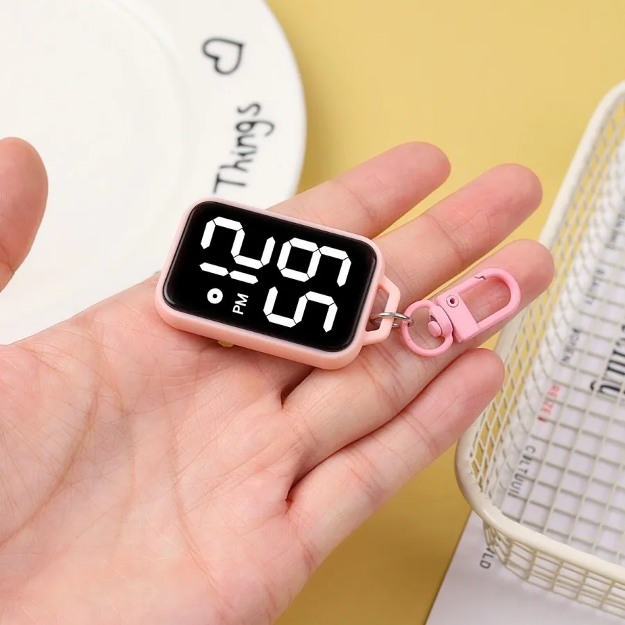 4/5 pcs Electronic Pocket Watch LED Keychain Nurse Pocket Watch Digital Watch for Student Backpacks Keys Pendant Timepiece
