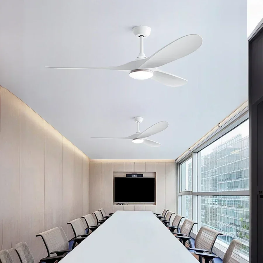 Moderne plafondventilator met lage vloer en verlichting, 6 snelheden verstelbare gelijkstroommotor Omkeerbaar blad Afstandsbediening LED-ventilator