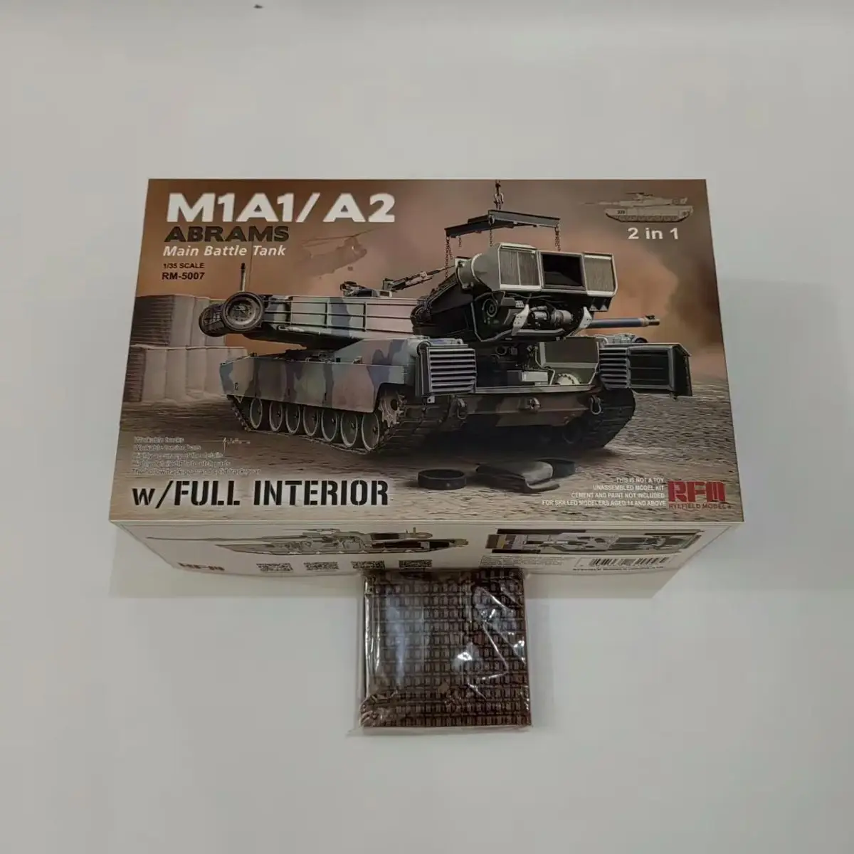 

Ryefield 5007B 1/35 US MBT M1A1/A2 Abrams с полным интерьером и треком с 3D-печатью на заказ Коллекционная детская игрушка в подарок на день рождения