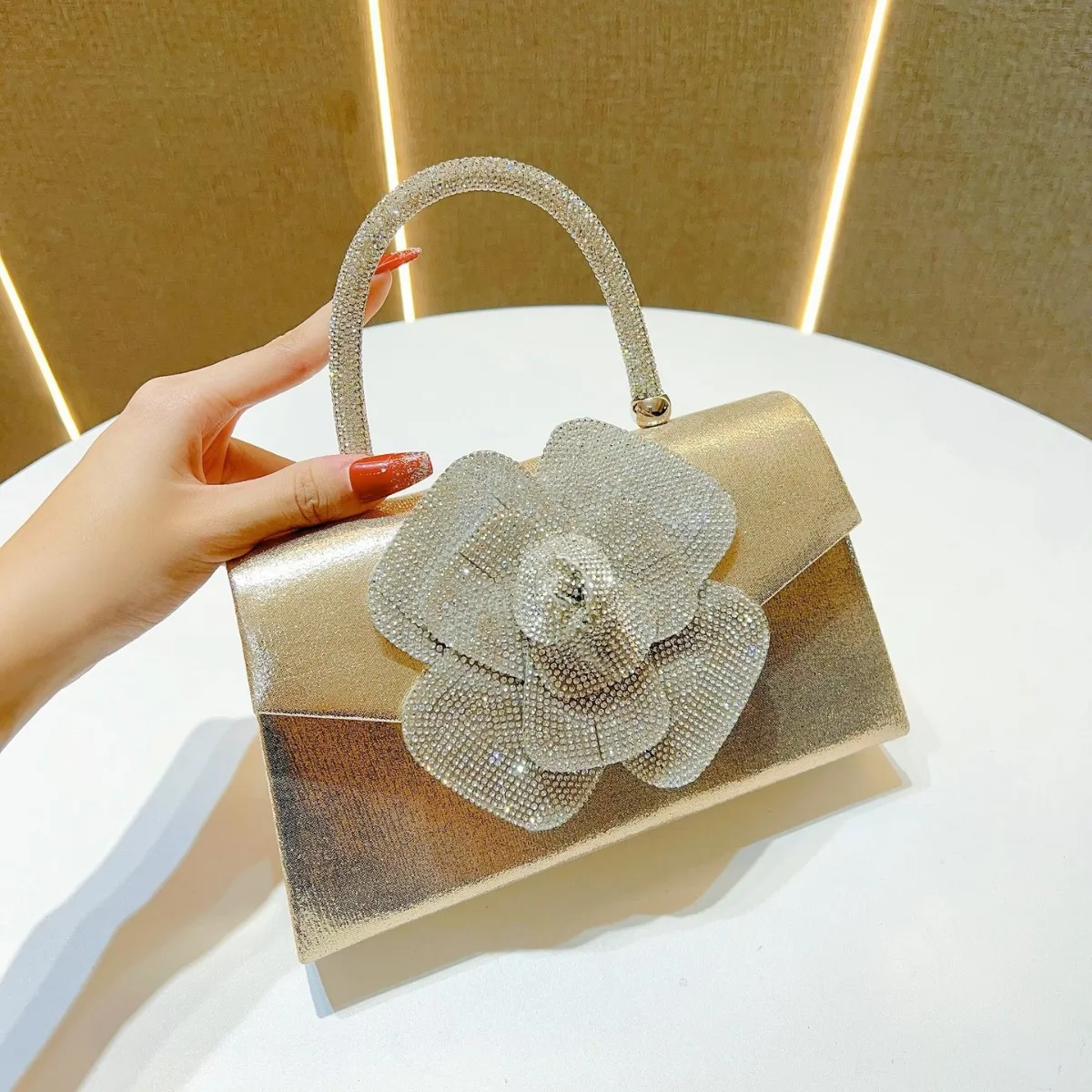 

New Ladies Celebrity Premium Diamond Rose Flower Small Handbag Shiny Crossbody Dinner Bag Elegant Party Purse Stylish Tote