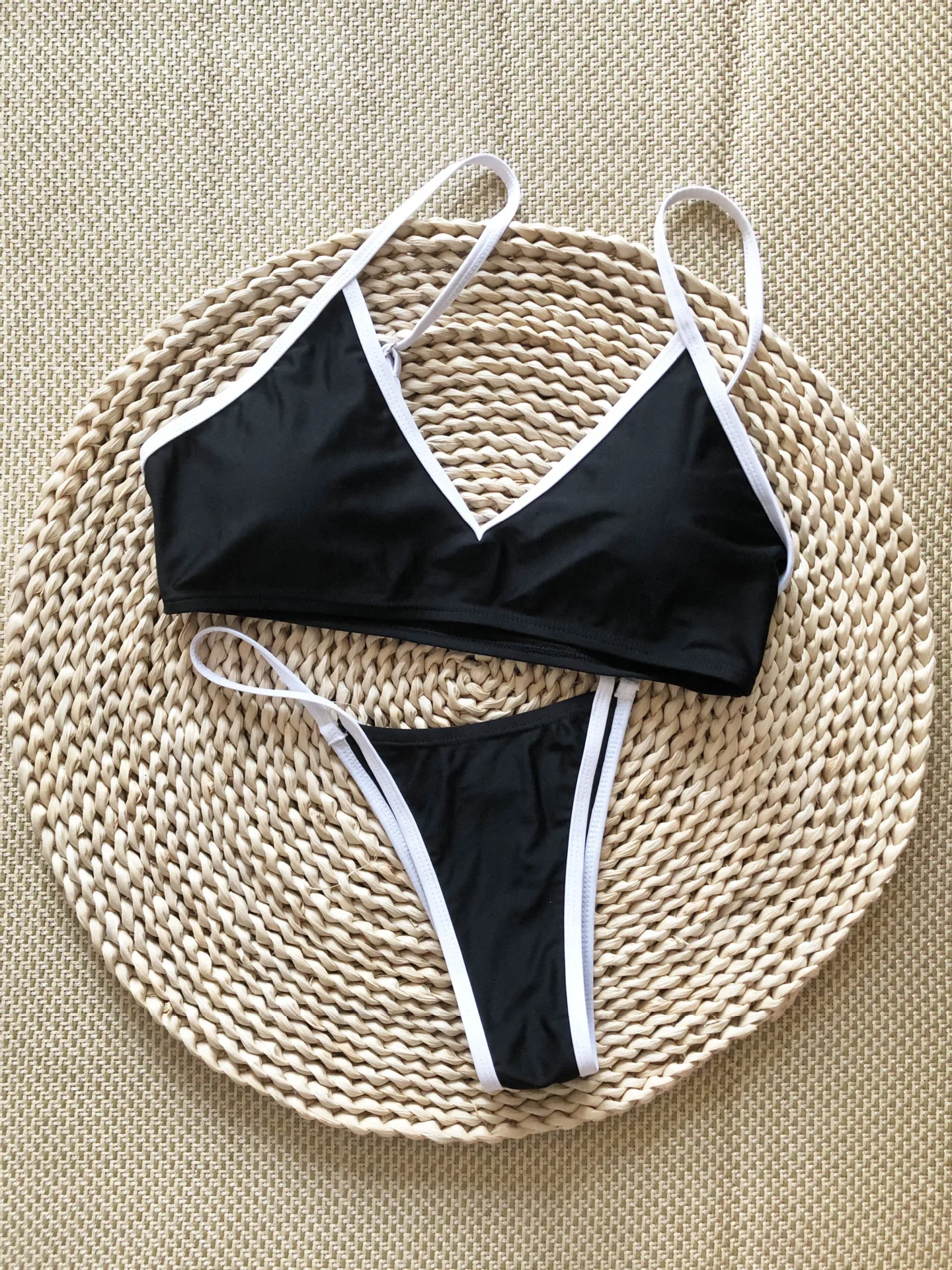 Bikini Sexy 2025, traje de baño para mujer, ropa de playa, traje de baño con Tanga, conjunto de Bikini básico de retazos, trajes de baño de realce de 2 piezas