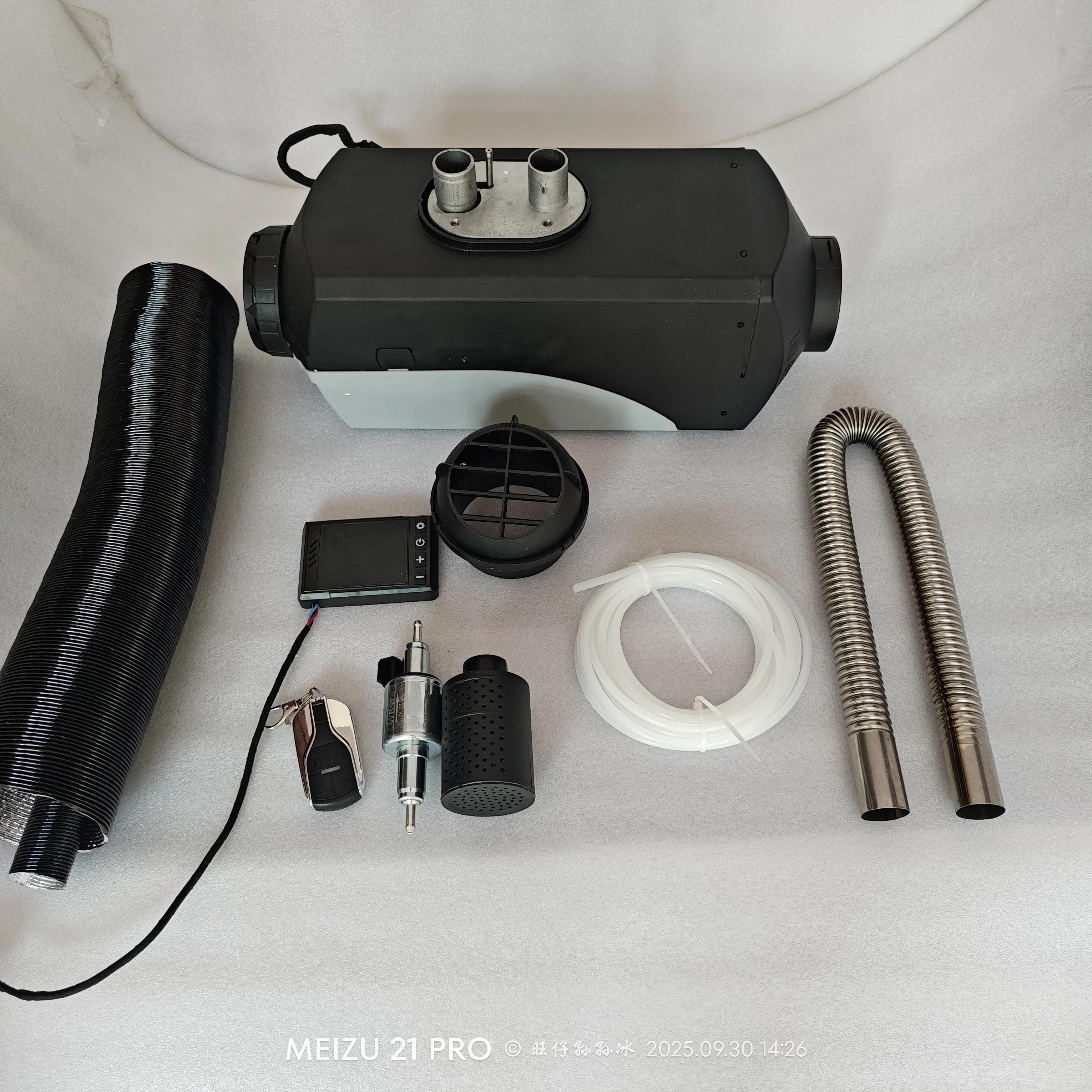 Webasto 12V 2kw 5KW Auto Parking Conditioner Preheating Engine Fuel Hot Water Heating 24V Stop Heater Van