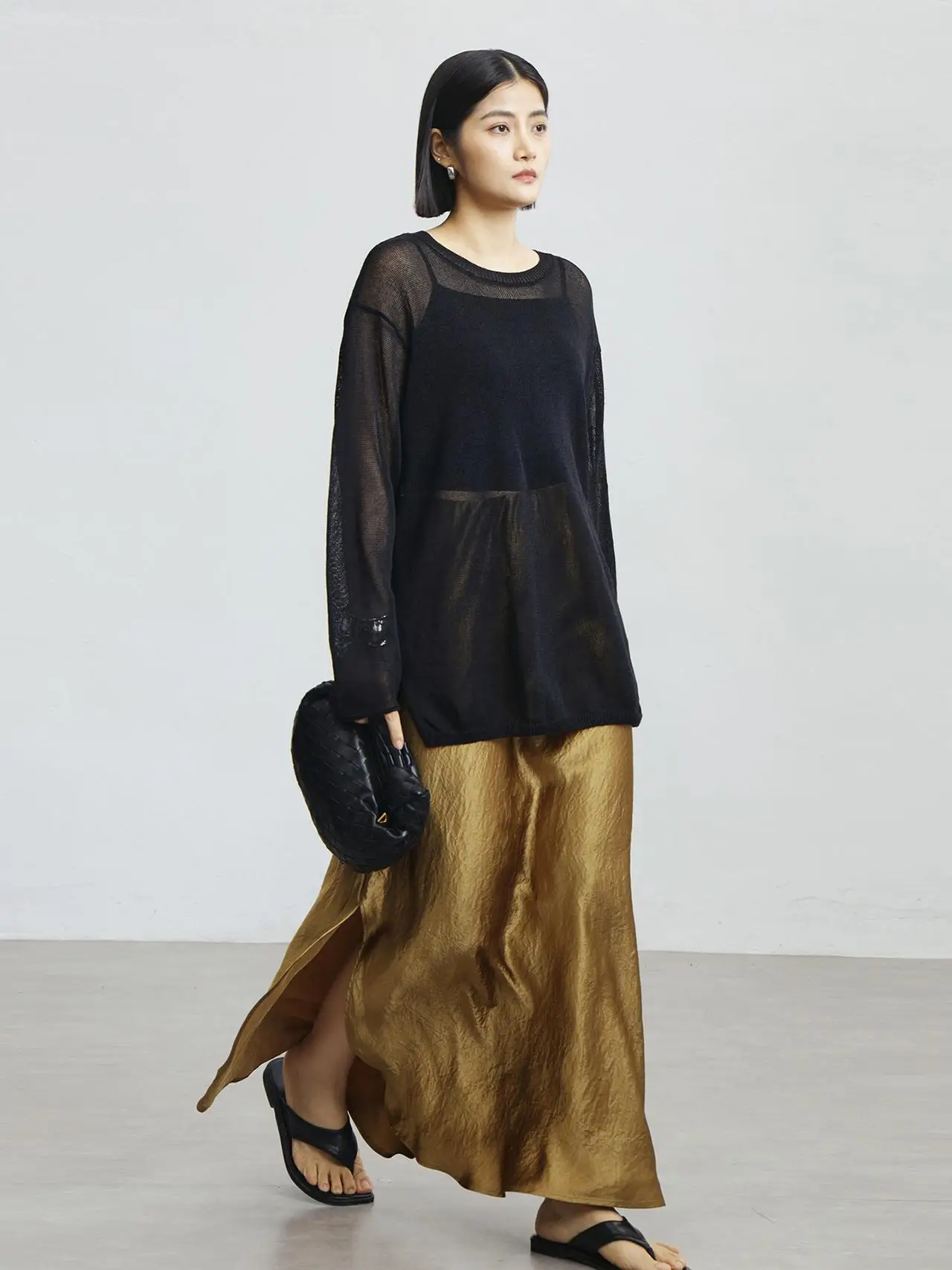 

Slimming Effect Linen Knitwear Top Women's Loose Fit Summer Thin Faionable Breathable round Ne Long Sve Color