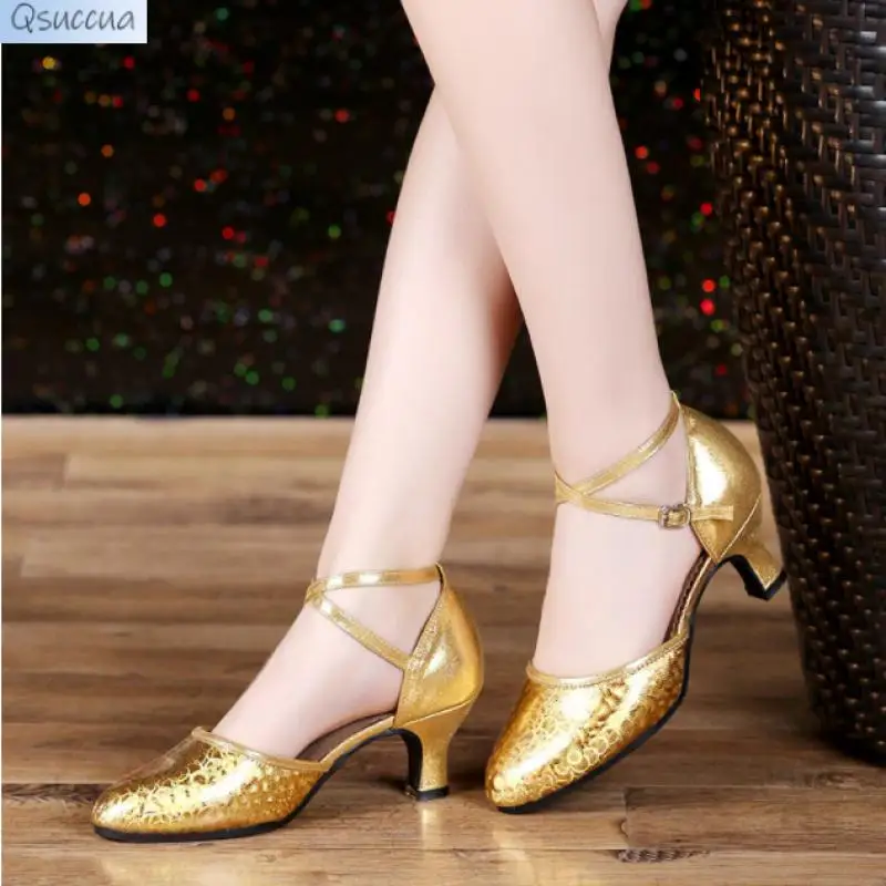 

Latin dance shoes Women's adult medium-heeled dance shoes Soft soles Friendship Square National standard modern dance shoes