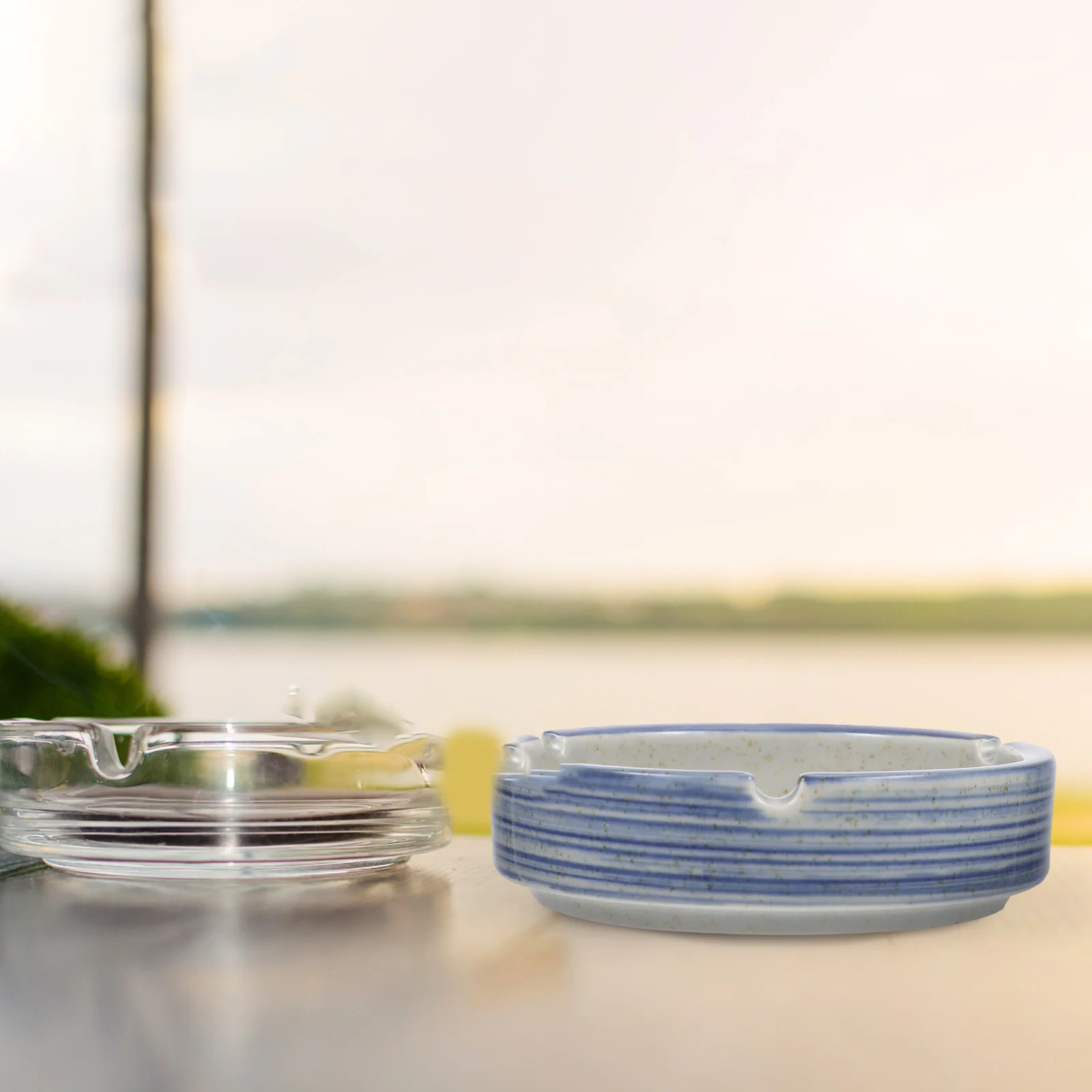 

Desktop Ashtray Creative Cigarette Butt Container Retro Unique Holder Ceramic Art Japanese Style