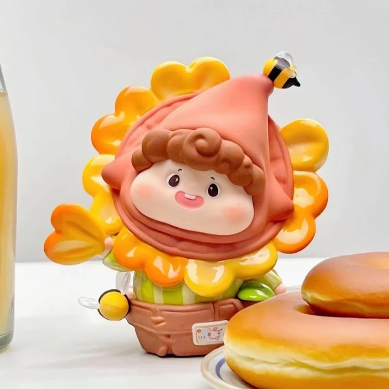 

Genuine Hudodo'S Parallel Universe Blind Box Cute Garage Kit Collectable Desktop Decorative Ornaments Gift Designer Toys