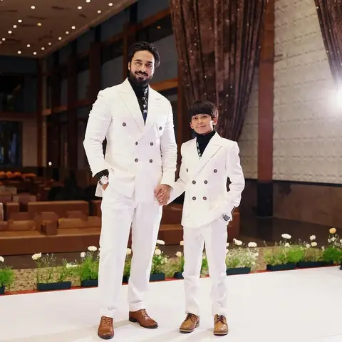 Dubbelknäppta kostymer för far och son, 2 stycken, matchande familjekläder, smal passform, bröllop, smoking för män, pojke, anpassad 8 best sales matchande träningsoveraller för far och son - №7