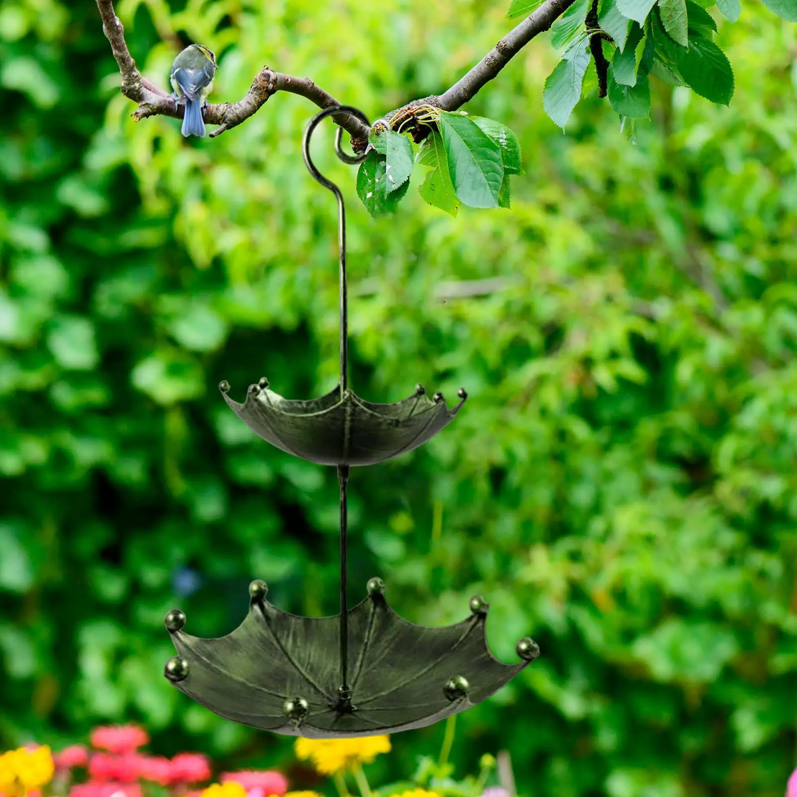 

Bird Feeder Hanging Bird Bath Patio Outdoor Outside Garden Yard Gift Housewarming for Park Porch Attracting Birds Fence Deck
