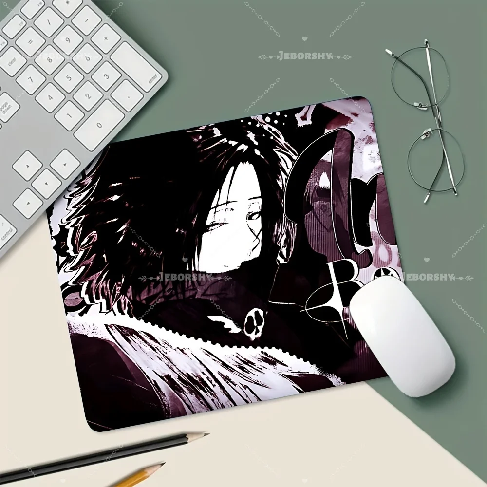 Dark Aesthetic Black & White Anime Mouse Pad, Non-slip Desk Mat, Perfect Gift for Gamers & Fans
