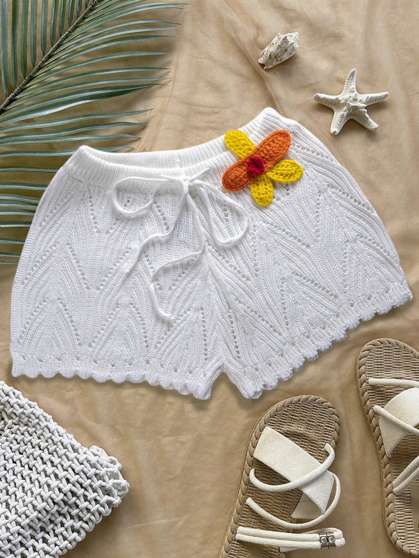 شورت كروشيه مصنوع يدويًا للعطلات الصيفية كاجوال مريح وسحب فوق ملابس داخلية برباط للنساء